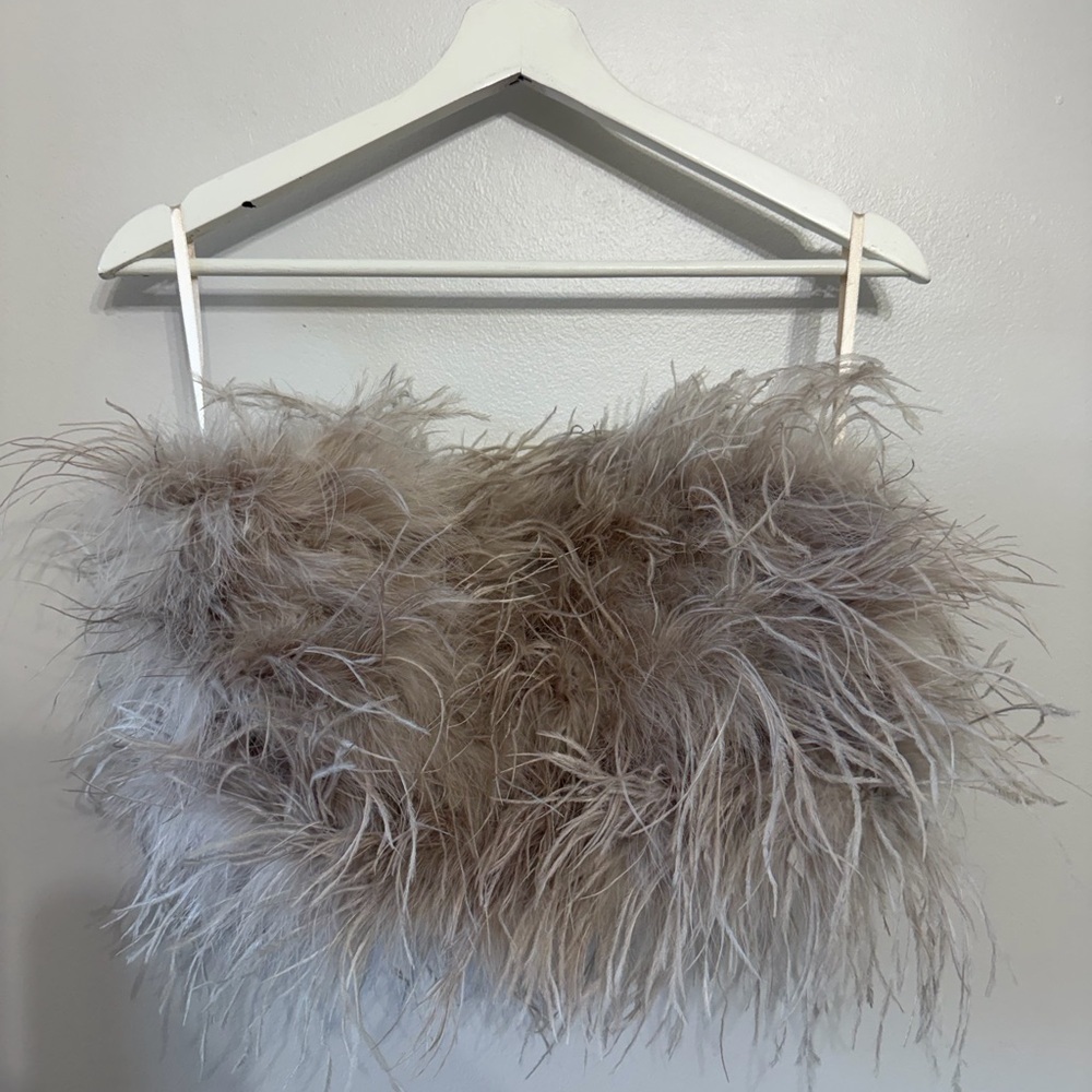 Lamarque Feathered Crop Top in Dusty Pink - Picture 5 of 12